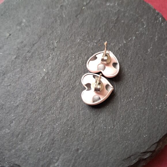 Vintage 80's Light Pink Heart Stud Earrings - Picture 5 of 5